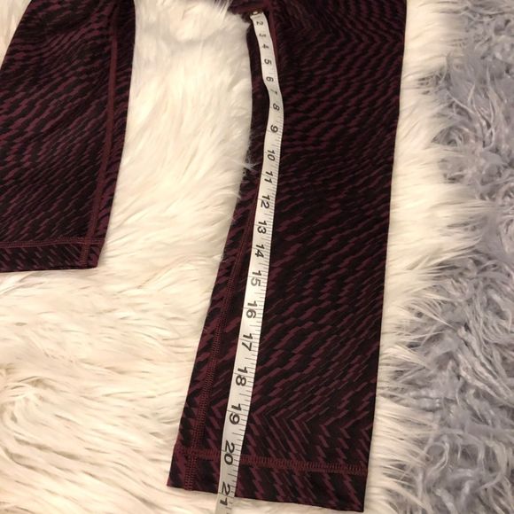 Lululemon Shifted Horizon Red Grape Wunder Under - Picture 3 of 6